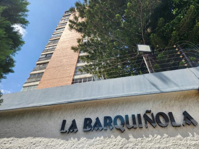 APARTAMENTO EN RESD. LA BARQUIÑOLA
