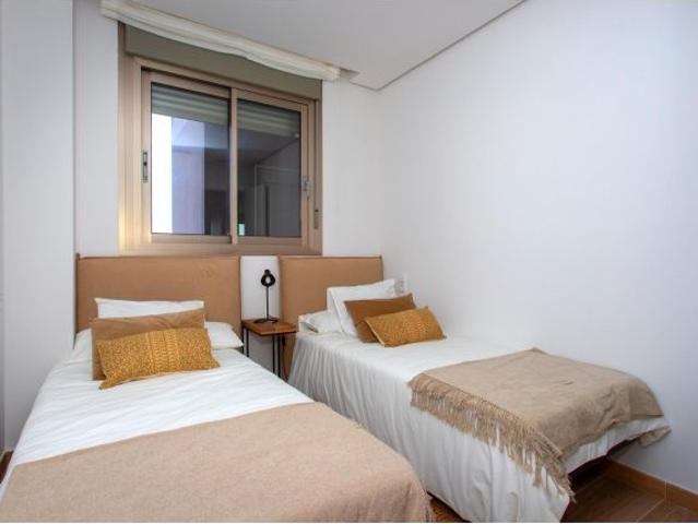 APARTAMENTO EN RESIDENCIAL DE OBRA NUEVA EN SANTA POLA