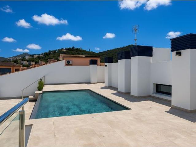 Apartamento en Roses con parking, terraza, piscina