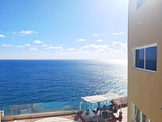 Apartamento en San Agustin con vistas al mar