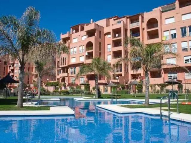 Apartamento en segunda línea de playa con acceso directo a piscina