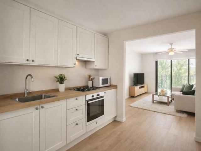 APARTAMENTO EN SEGUNDA LINEA DE PLAYA EN FUENGIROLA