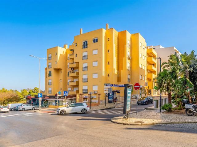 Apartamento encantador com vista rio na Praia da Rocha Por. 82m² Portimão