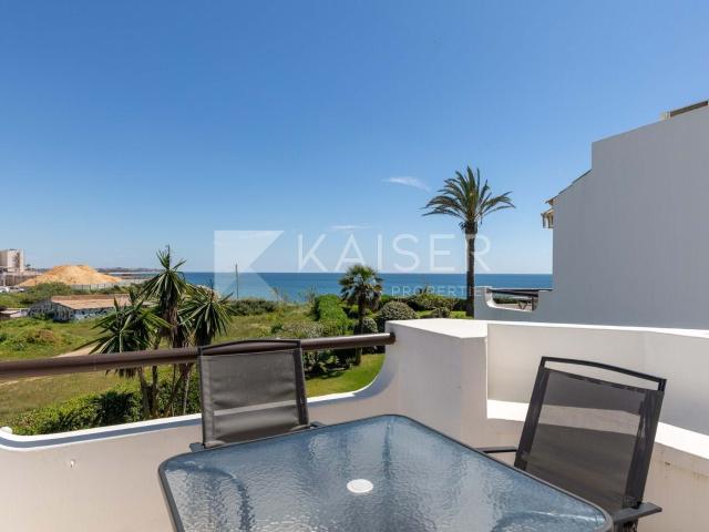Apartamento encantador com piscina comum e vista mar a pouco. 81m² Porches