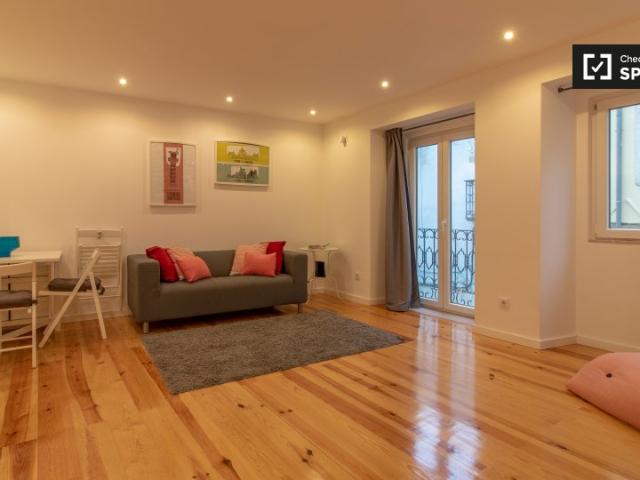 Apartamento espaçoso com 1 quarto para arrendar no Bairro Alto, Lisboa