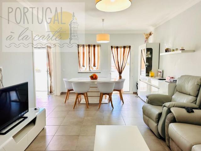 Apartamento espaçoso I 3 quartos I 1º andar I Piscina comum. 119m² Tavira Santiago