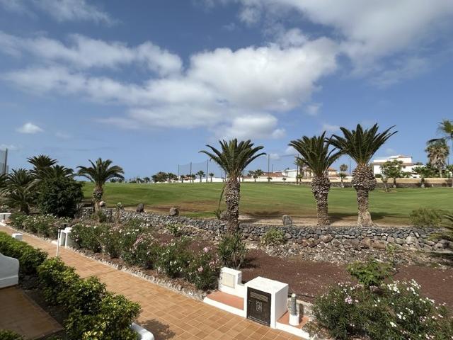Apartamento espacioso en planta baja con dos dormitorios y d. 56m² Golf Del Sur