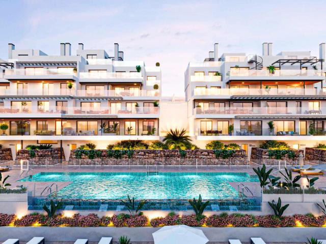 Apartamento esquinero con 2 amplias terrazas, 4 dormitorios. 127m² Estepona