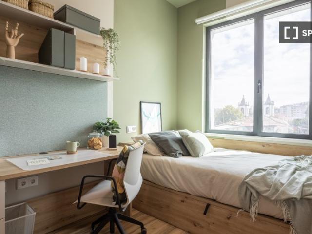 Apartamento estúdio para alugar numa residência no Porto