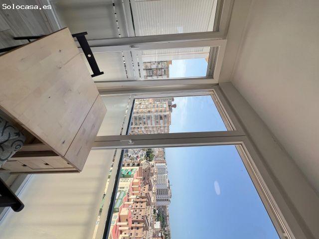 Apartamento estudio reformado con vistas despejadas, a 800 metros del mar