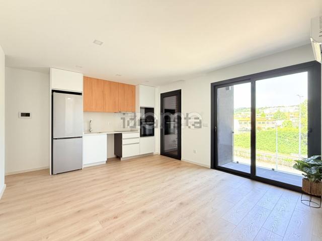 Apartamento, Este São Pedro e São Mamede