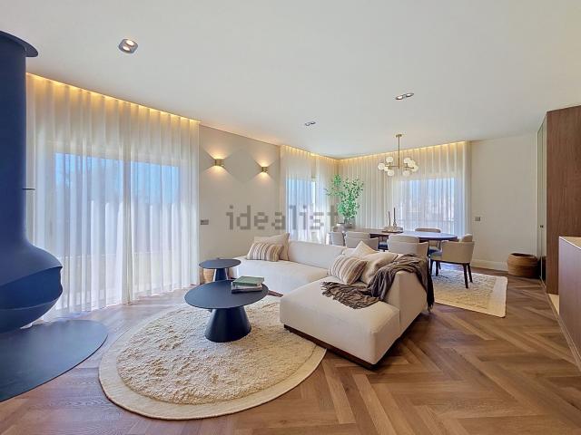 Apartamento, Estômbar e Parchal