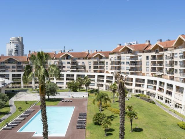 Apartamento excecional de 3 quartos no prestigiado condomínio Parque Cidadela, Cascais