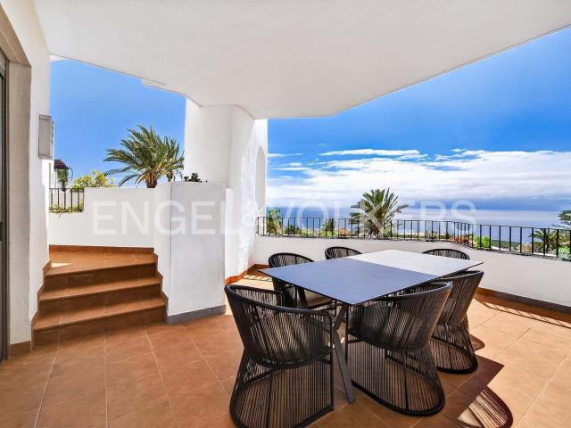 Apartamento exclusivo de 4 dormitorios en primera línea de g. 334m² Guía de Isora