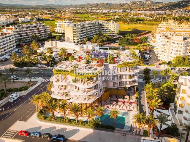 Apartamento exclusivo de lujo de 2 habitaciones en Casa Pach. 151m² Ibiza