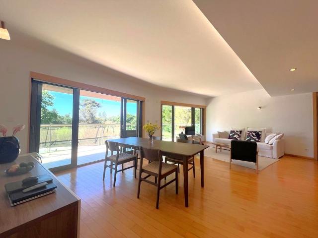 Apartamento exclusivo no centro de Cascais com vista para o mar