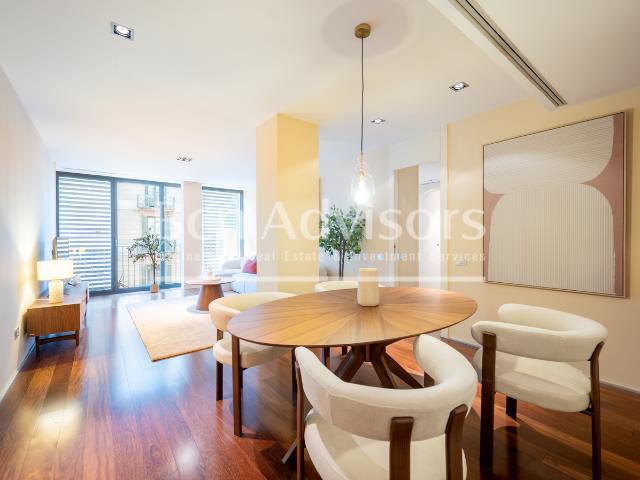Apartamento fantástico de lujo con 2 habitaciones y aparcamiento en el Paseo de Gracia