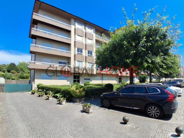 Apartamento, Fânzeres e São Pedro da Cova