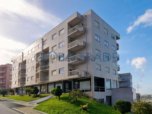 Apartamento, Fânzeres e São Pedro da Cova