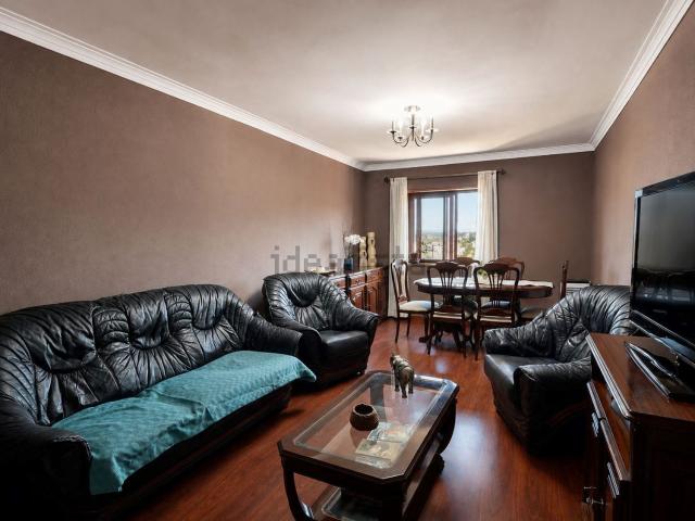 Apartamento, Fânzeres e São Pedro da Cova