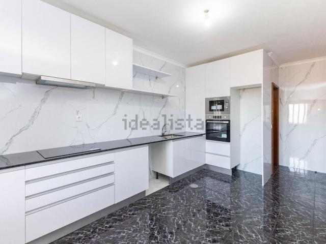Apartamento, Fânzeres e São Pedro da Cova
