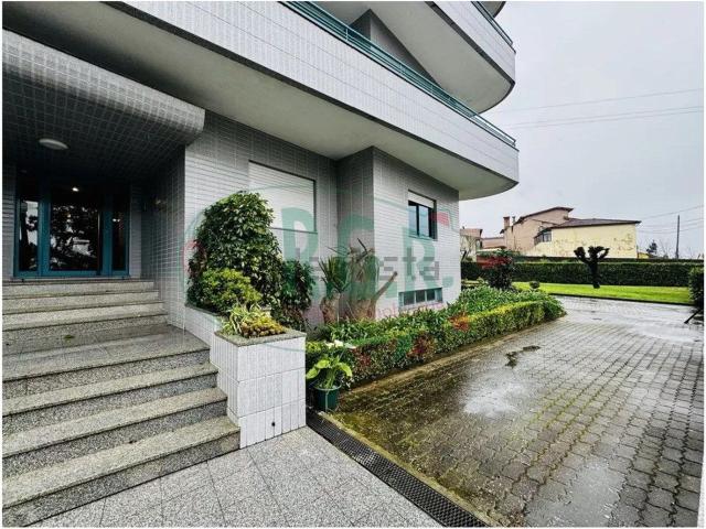 Apartamento, Fânzeres e São Pedro da Cova