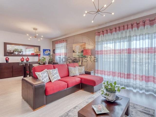 Apartamento, Fânzeres e São Pedro da Cova
