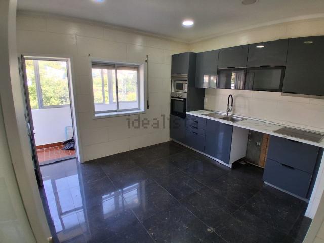 Apartamento, Fânzeres e São Pedro da Cova