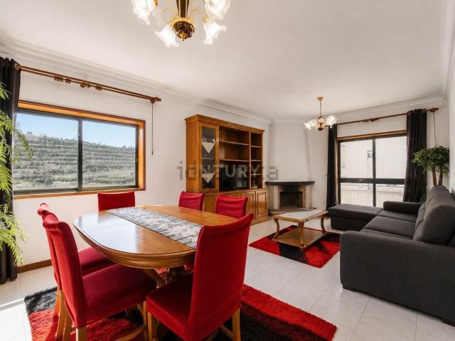 Apartamento, Fânzeres e São Pedro da Cova