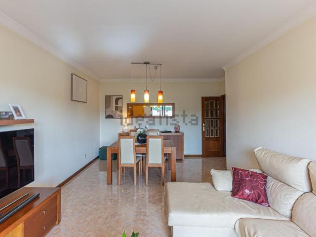 Apartamento, Fânzeres e São Pedro da Cova