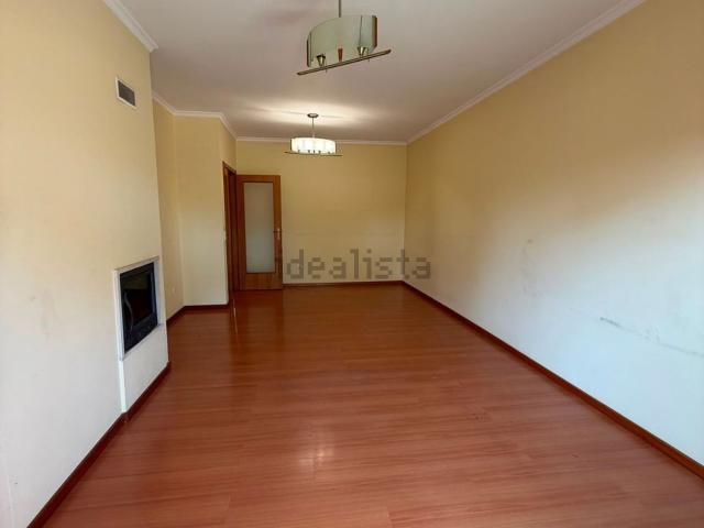 Apartamento, Fânzeres e São Pedro da Cova