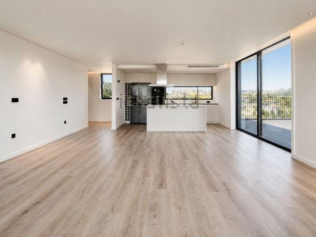 Apartamento, Fânzeres e São Pedro da Cova