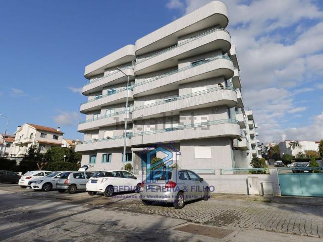Apartamento, Fânzeres e São Pedro da Cova