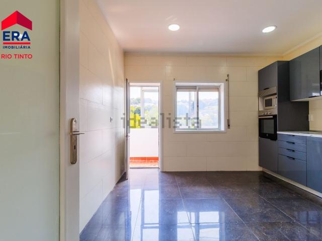Apartamento, Fânzeres e São Pedro da Cova