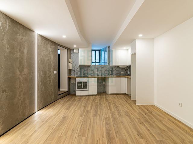 Apartamento, Ferreira Borges Comércio do Porto, Cedofeita Santo Ildefonso Sé Miragaia São Nicolau Vitória