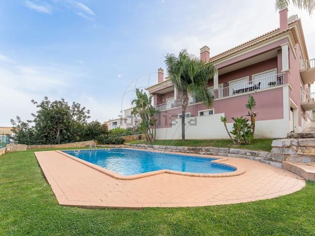 Apartamento, Ferreiras