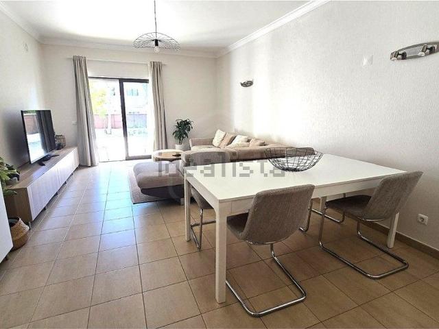 Apartamento, Ferreiras