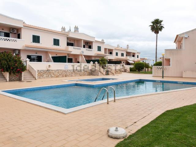 Apartamento, Ferreiras