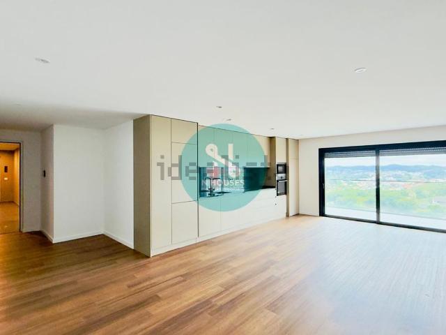 Apartamento, Ferreiros e Gondizalves