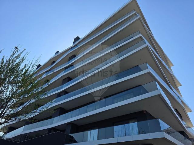Apartamento, Ferreiros e Gondizalves
