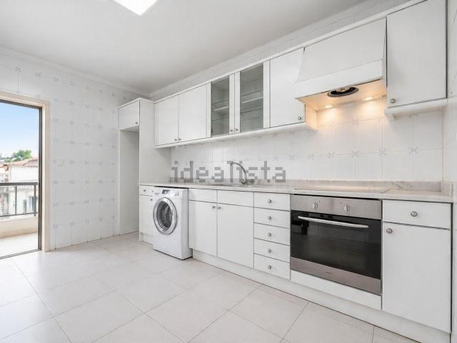 Apartamento, Ferreiros e Gondizalves
