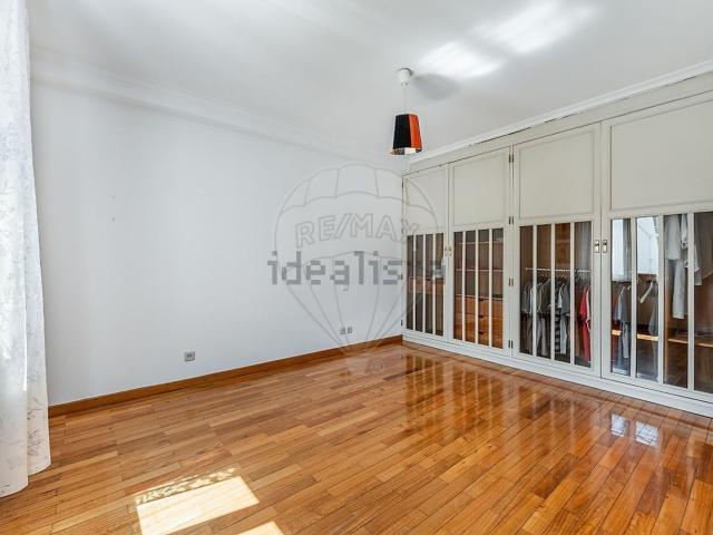 Apartamento, Ferreiros e Gondizalves
