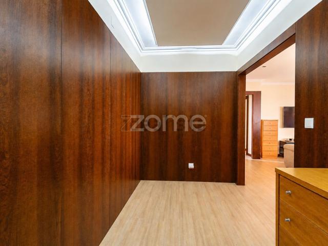 Apartamento, Ferreiros e Gondizalves