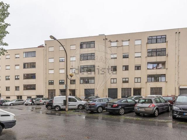 Apartamento, Ferreiros e Gondizalves