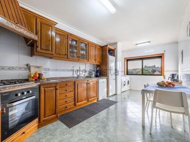 Apartamento, Ferreiros e Gondizalves