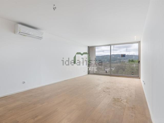 Apartamento, Ferreiros Prozelo Besteiros