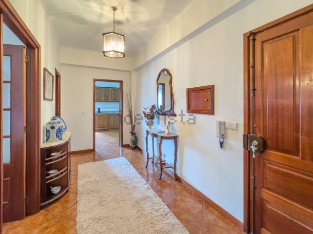Apartamento, Ferreiros Prozelo Besteiros