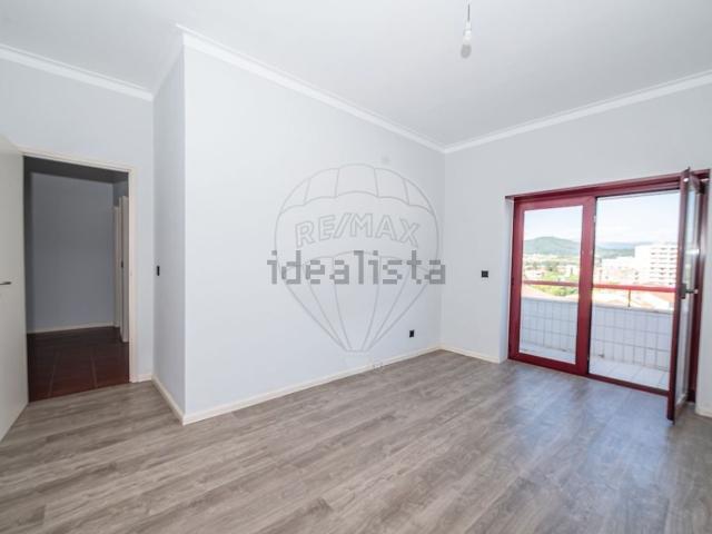 Apartamento, Ferreiros Prozelo Besteiros