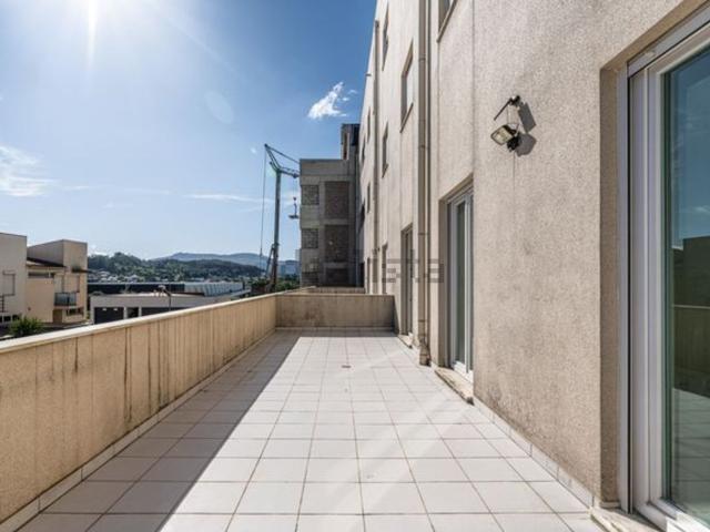 Apartamento, Fonte Arcada e Oliveira