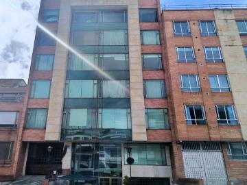 Apartamento for rent in Usaquen, Santa Barbara, Bogota